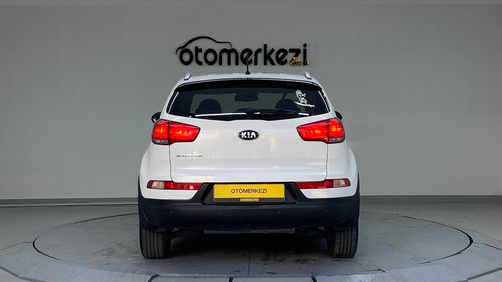 KIA SPORTAGE 4